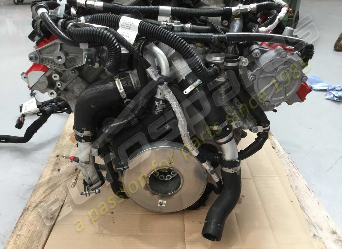 used ferrari tributo engine. part number 985000334 (7)