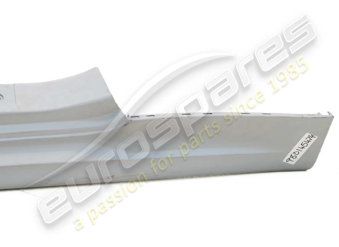 NEW MASERATI LH SIDE SKIRT. PART NUMBER 980145474 (4) new maserati lh side skirt. part number 980145474 (4)