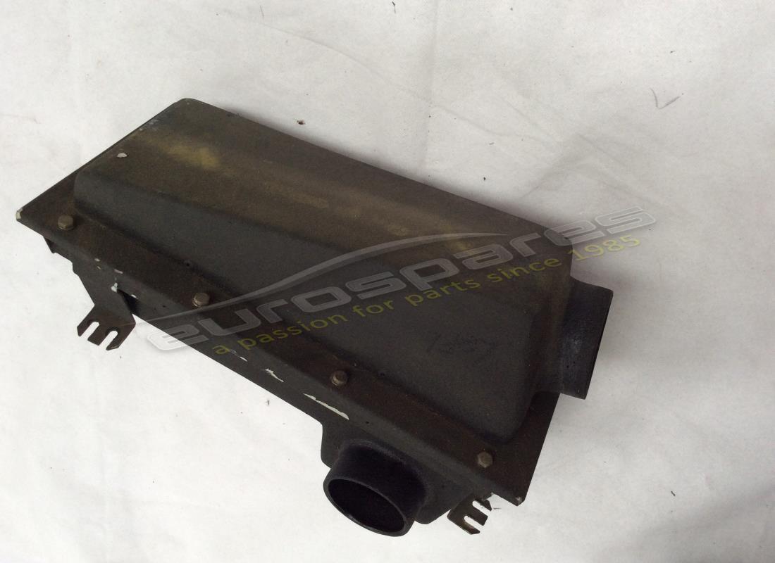 used lamborghini filter box. part number 001328529 (1)