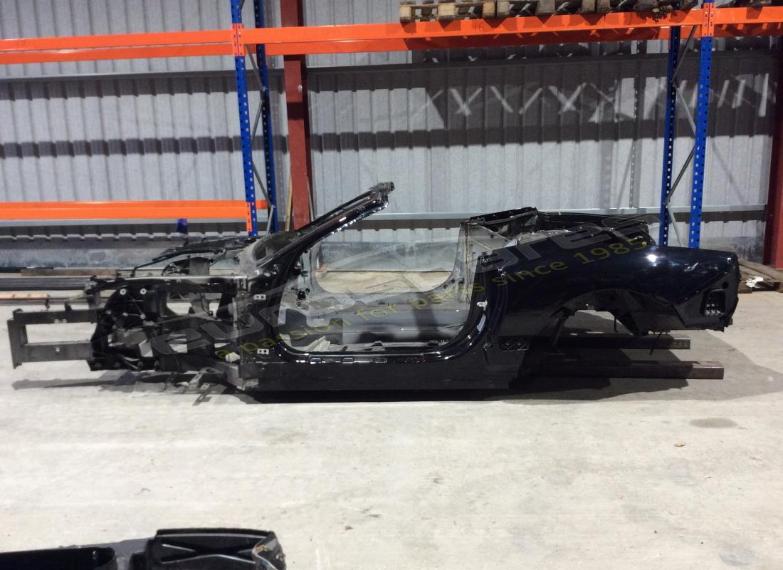 USED Ferrari CALIFORNIA BODYSHELL . PART NUMBER 808910001 (1)