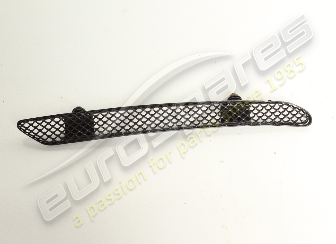 used ferrari rh front grille. part number 64656800 (2)