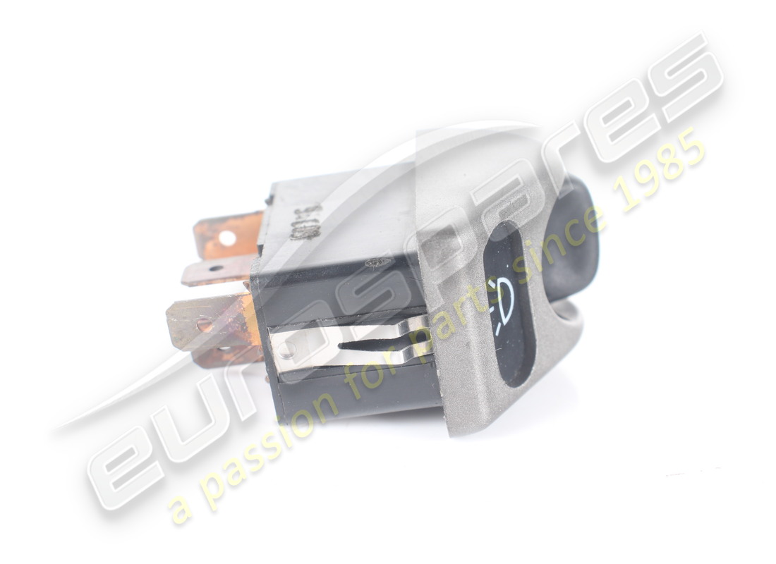 USED FERRARI SWITCH. PART NUMBER 156055 (5) used ferrari switch. part number 156055 (5)