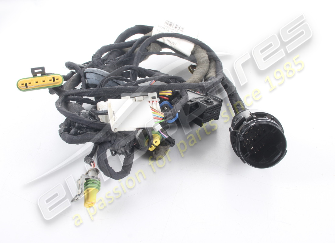 new ferrari driver side door connection. part number 191599 (2)