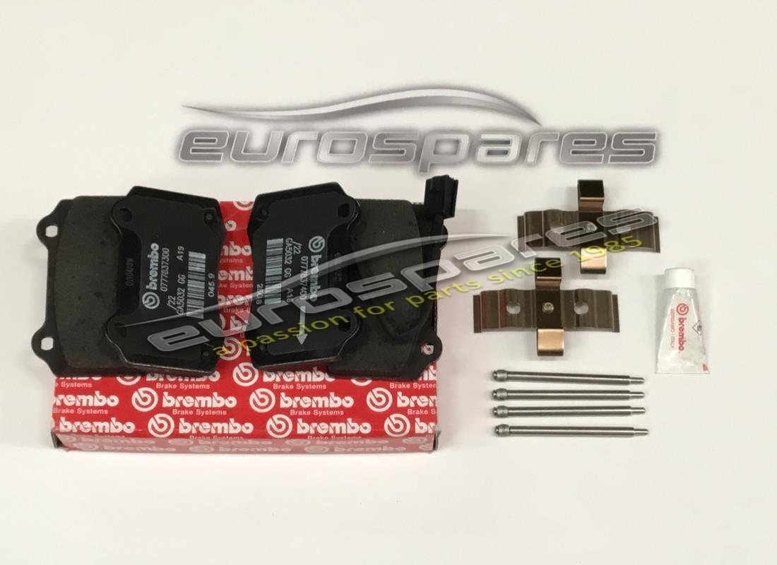 new maserati rear brake pads kit. part number 673012377 (1)