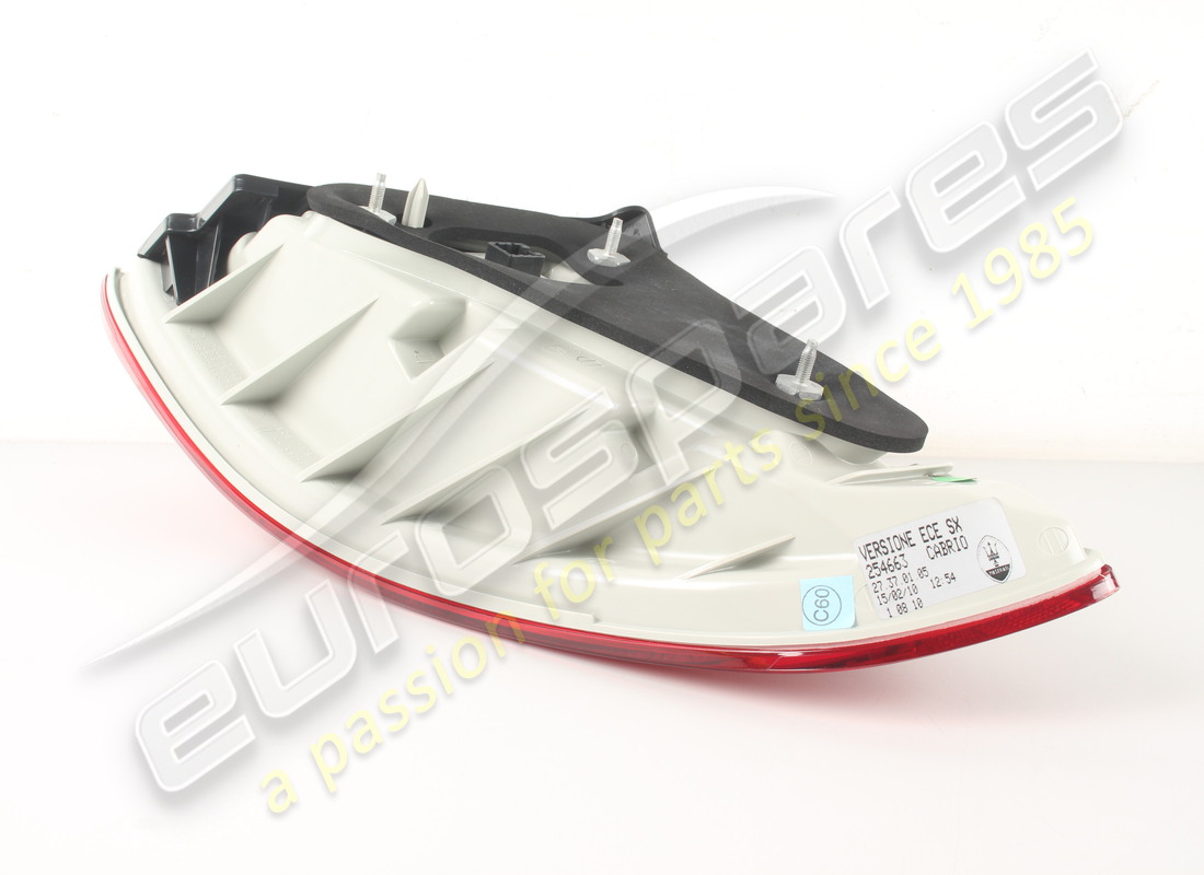 new maserati left rear light.. part number 254663 (4)