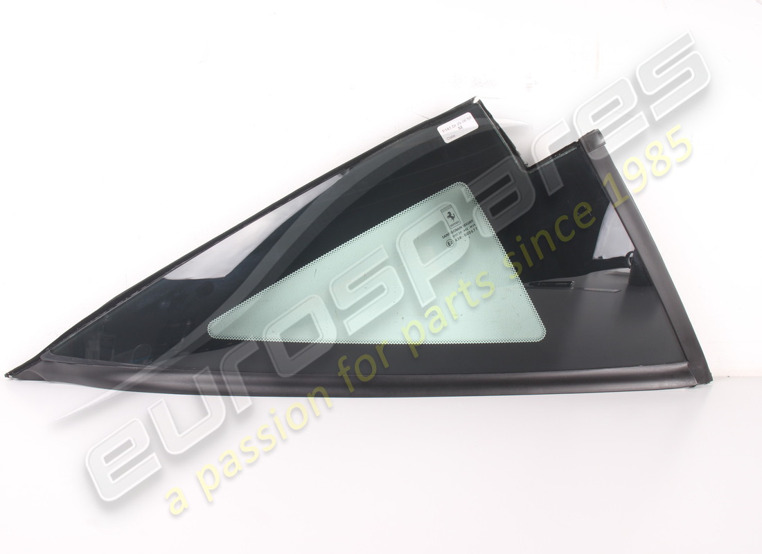 new ferrari rh rear lateral window. part number 82321100 (1)