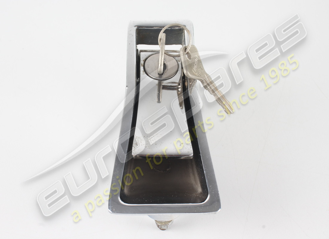 new ferrari lock set. part number 2466243002 (4)