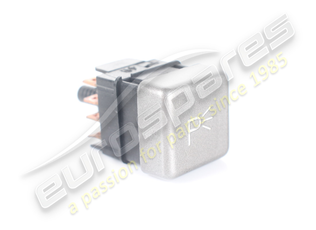 USED FERRARI SWITCH. PART NUMBER 153092 (1) used ferrari switch. part number 153092 (1)