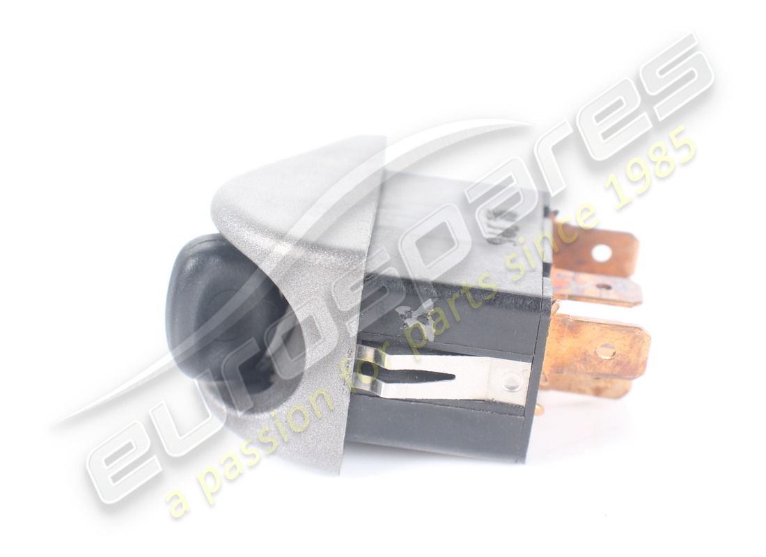 USED FERRARI SWITCH. PART NUMBER 153083 (4) used ferrari switch. part number 153083 (4)