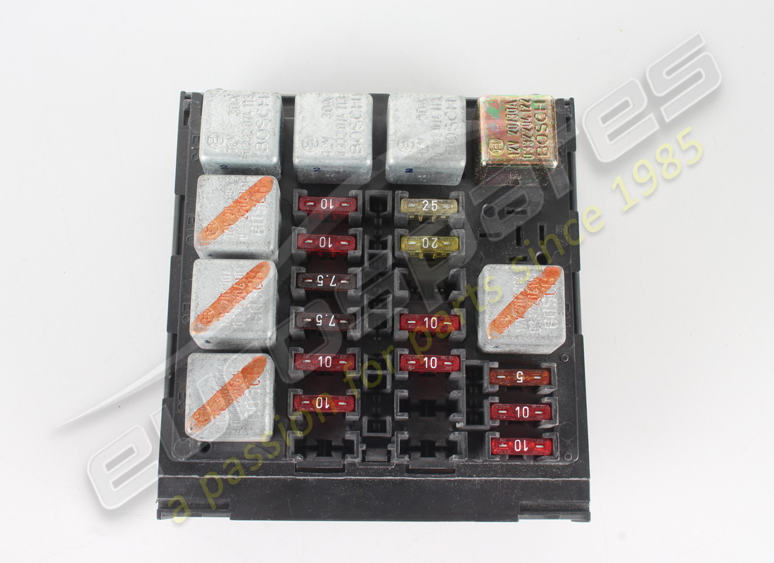 new ferrari central electrics box. part number 156947 (3)