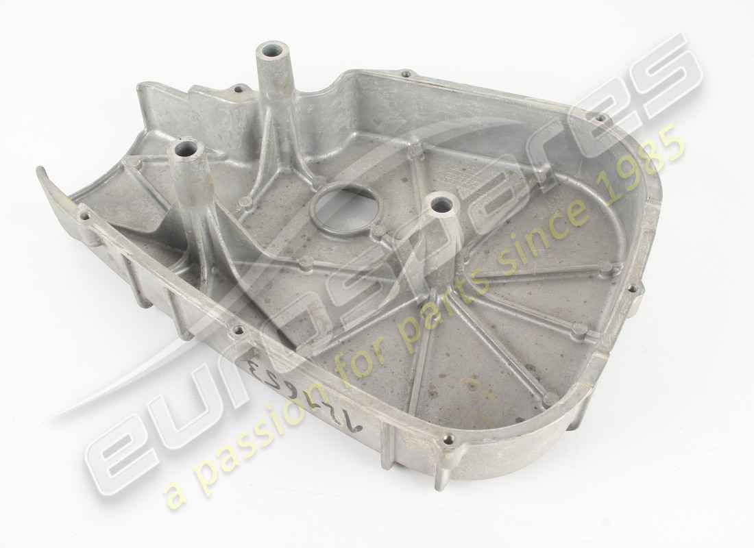 new ferrari rh timing belt cover. part number 121653 (3)
