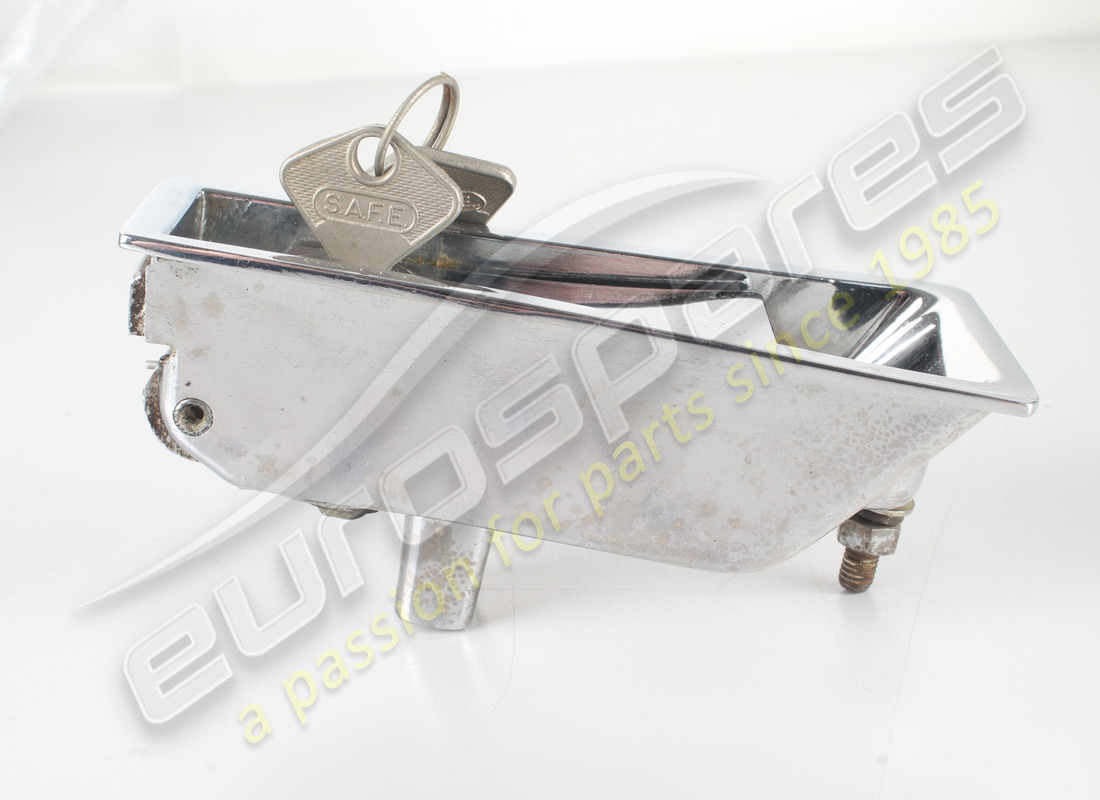 new ferrari lock set. part number 2466243002 (5)