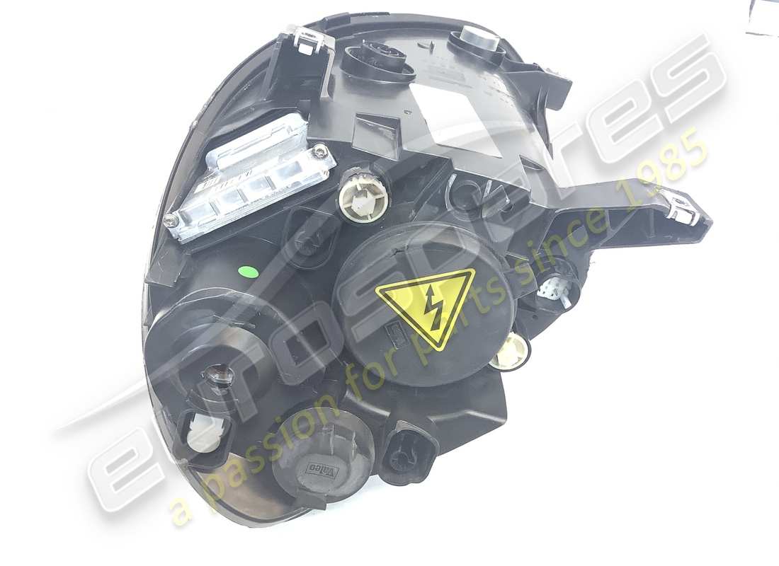 used ferrari rh headlamp unit. part number 67760311 (5)