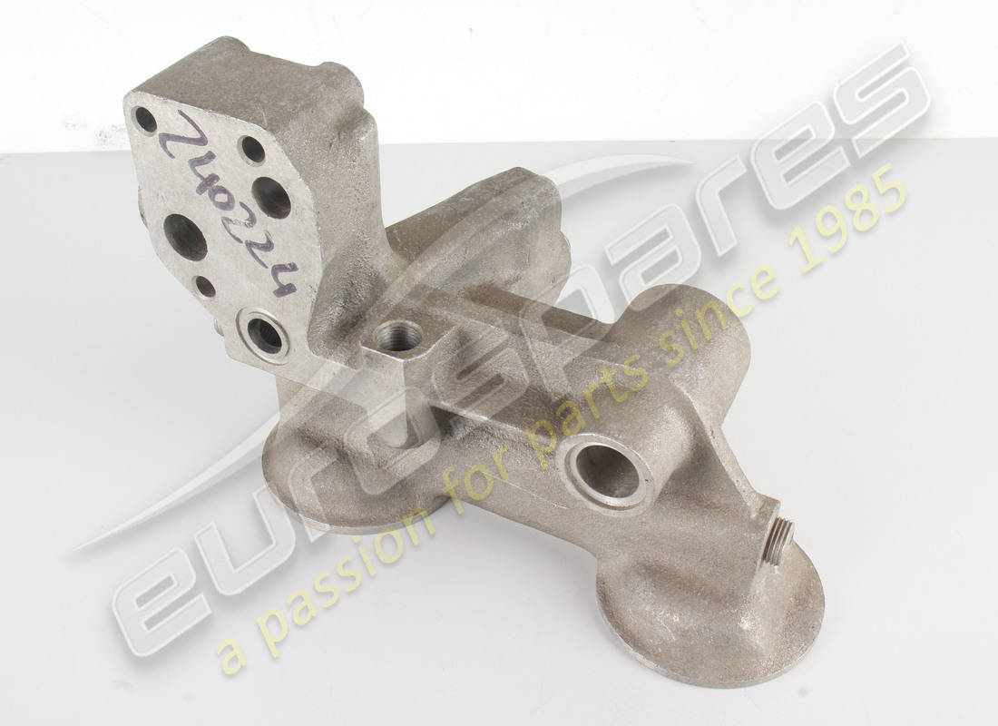 new ferrari oil filter housing. part number 240224 (3)