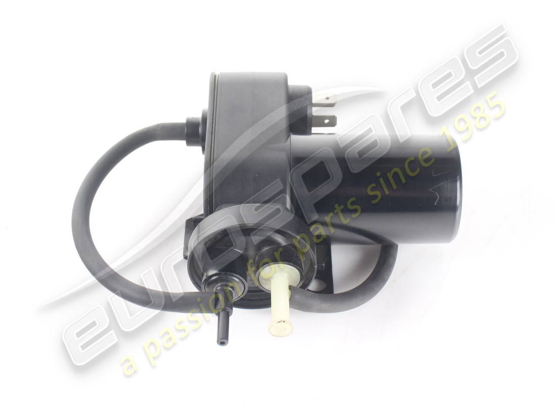 USED MASERATI VACUUM PUMP. PART NUMBER 325520172 (3) used maserati vacuum pump. part number 325520172 (3)