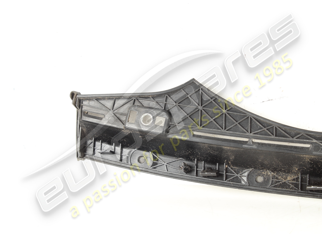 used ferrari upper rear bumper trim strip. part number 84905900 (6)