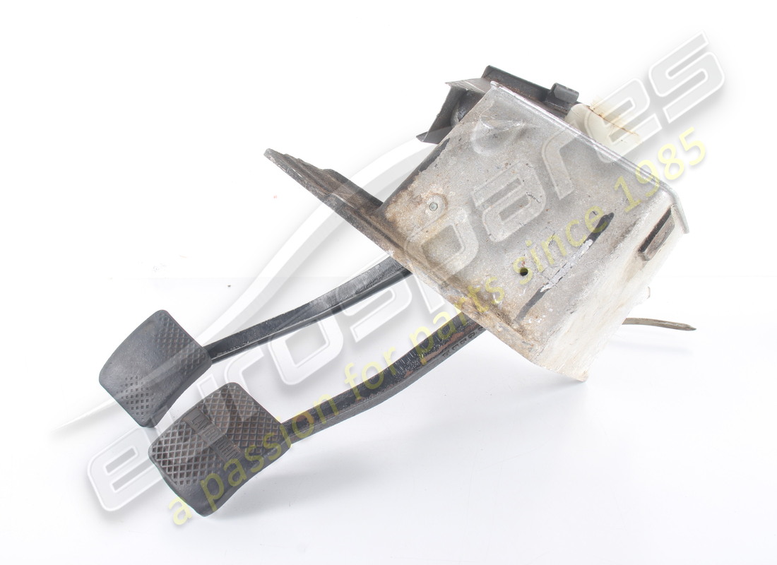 used lamborghini complete pedal box rhd part number lurpb1 (1)