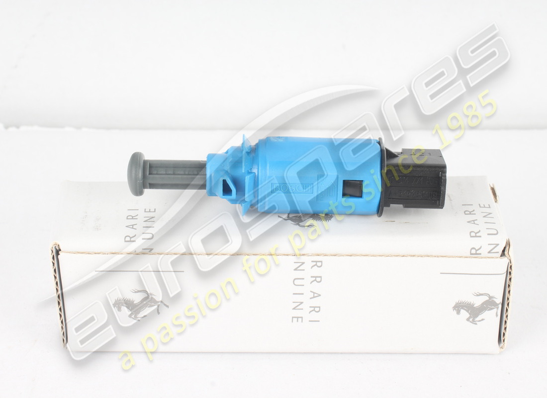 new ferrari brake light switch. part number 334064 (3)