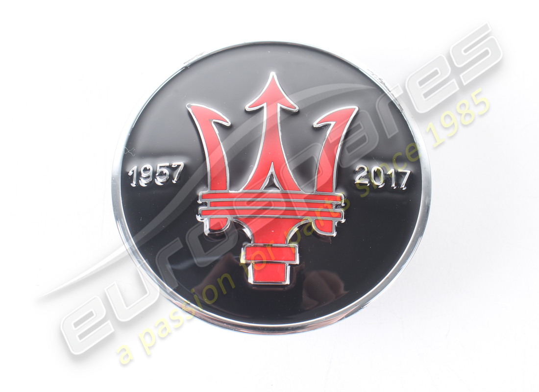 new maserati wheel badge special edition. part number 88625800 (2)