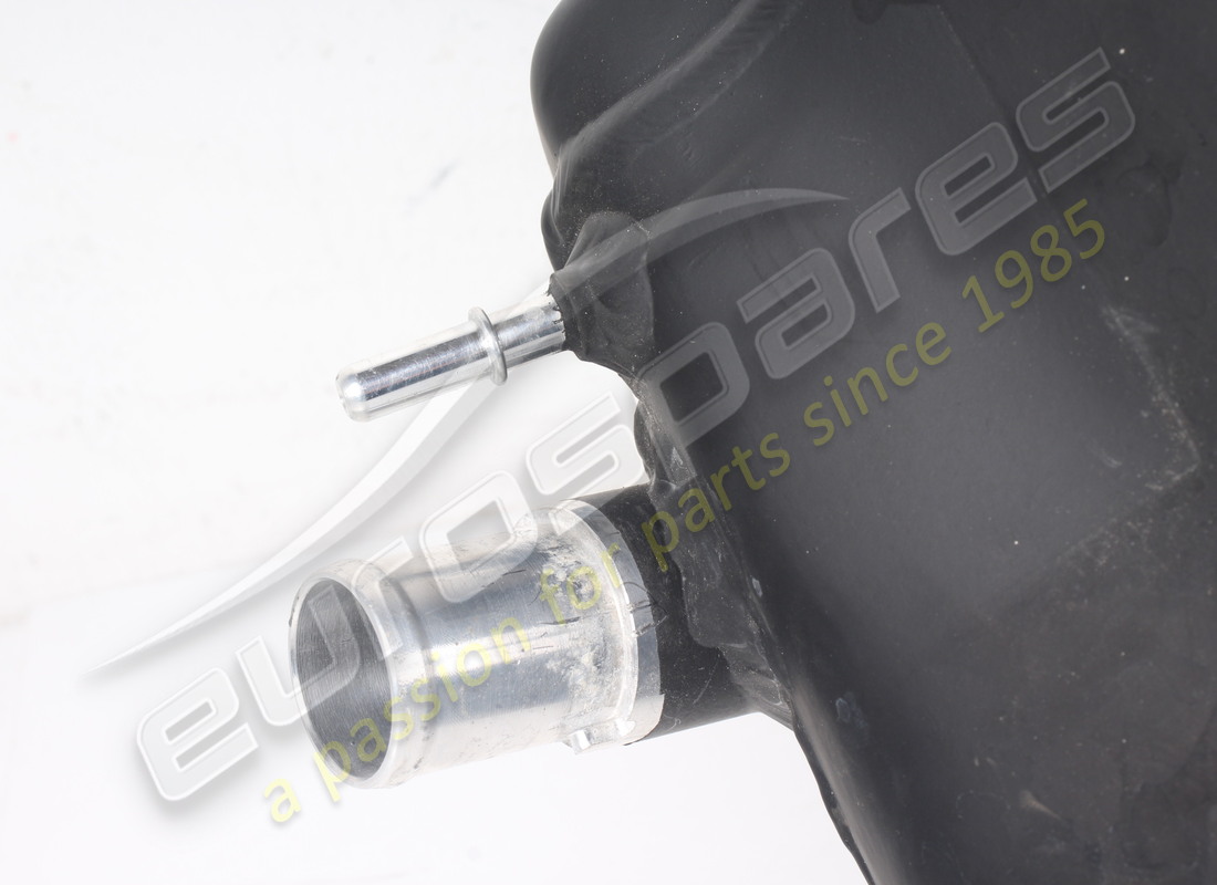 used ferrari rh fuel tank with caps and paint and vibration dampers. part number 780722 (5)