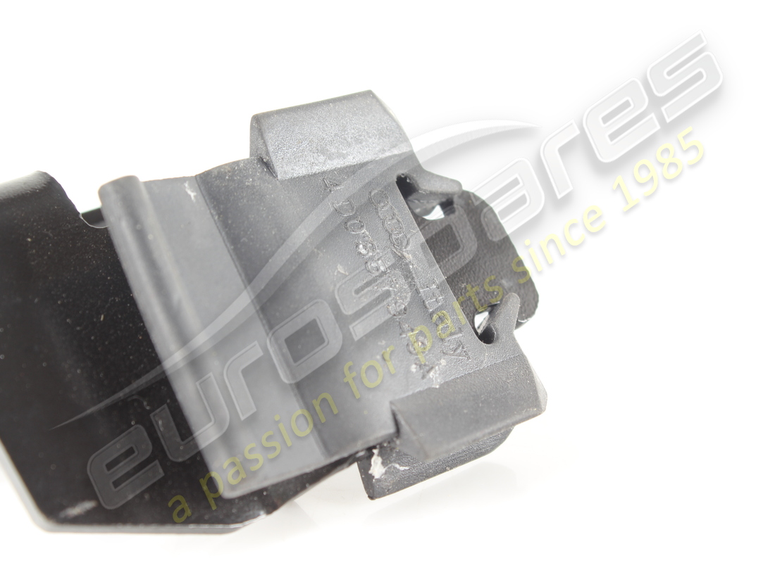used lamborghini bracket. part number 470863584 (2)
