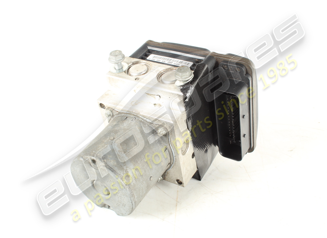 USED FERRARI HYDRAULIC UNIT. PART NUMBER 270220 (2) used ferrari hydraulic unit. part number 270220 (2)