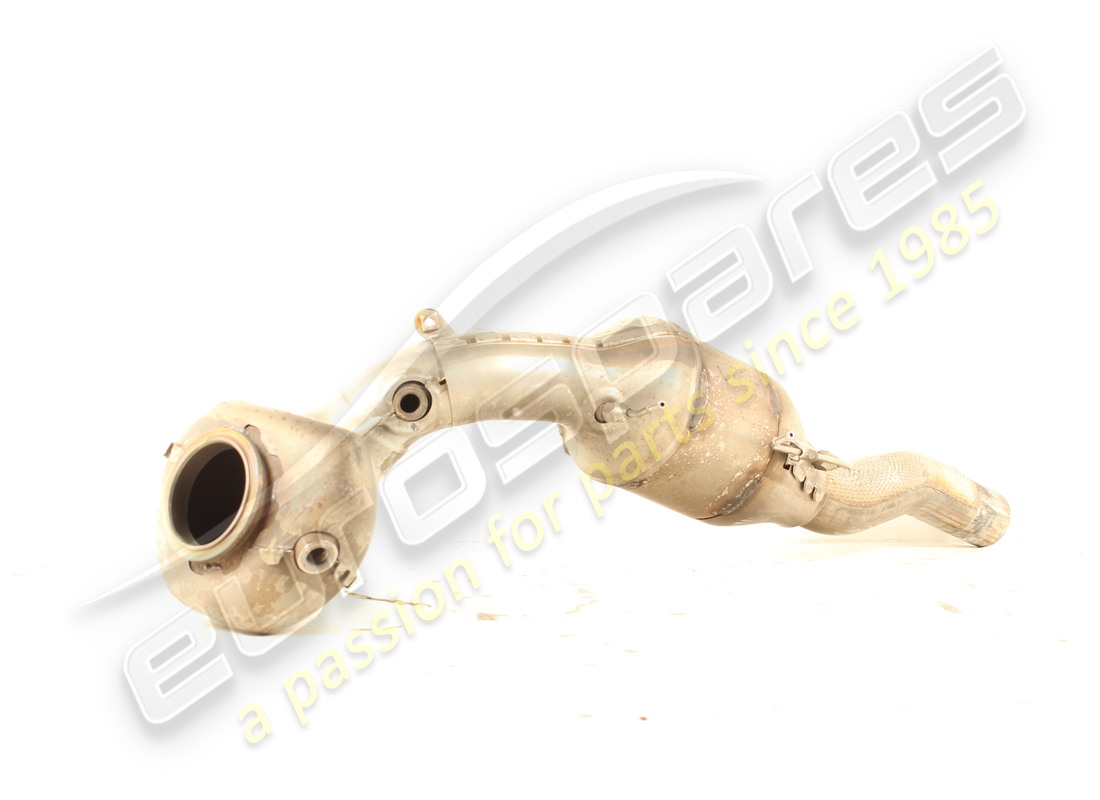 USED Ferrari CATALYTIC CONVERTER WITH COM . PART NUMBER 901040 (1)