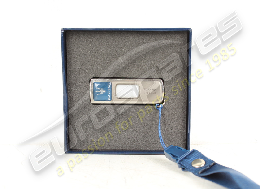 new maserati usb key gran turismo 4.2. part number 920001811 (1)