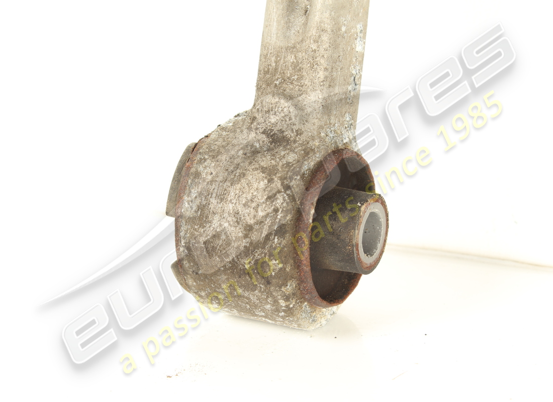 used maserati front suspension rh upper lever. part number 670004186 (3)
