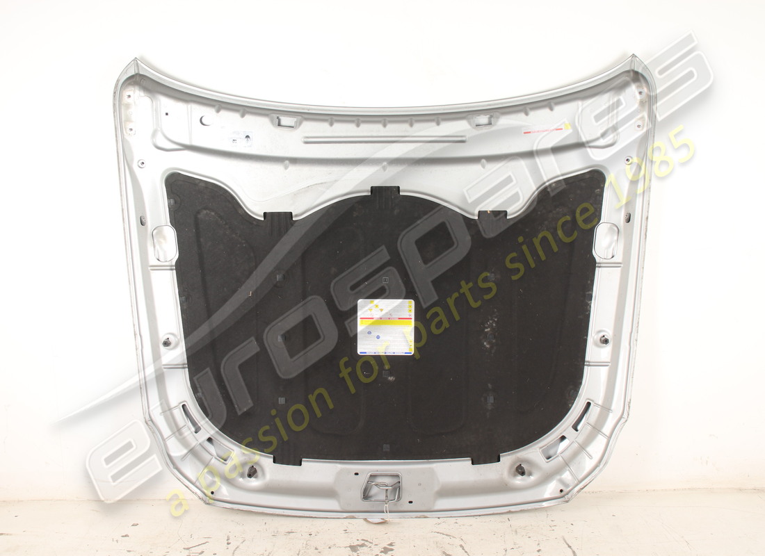 USED Maserati FRONT BONNET . PART NUMBER 673011252 (1)