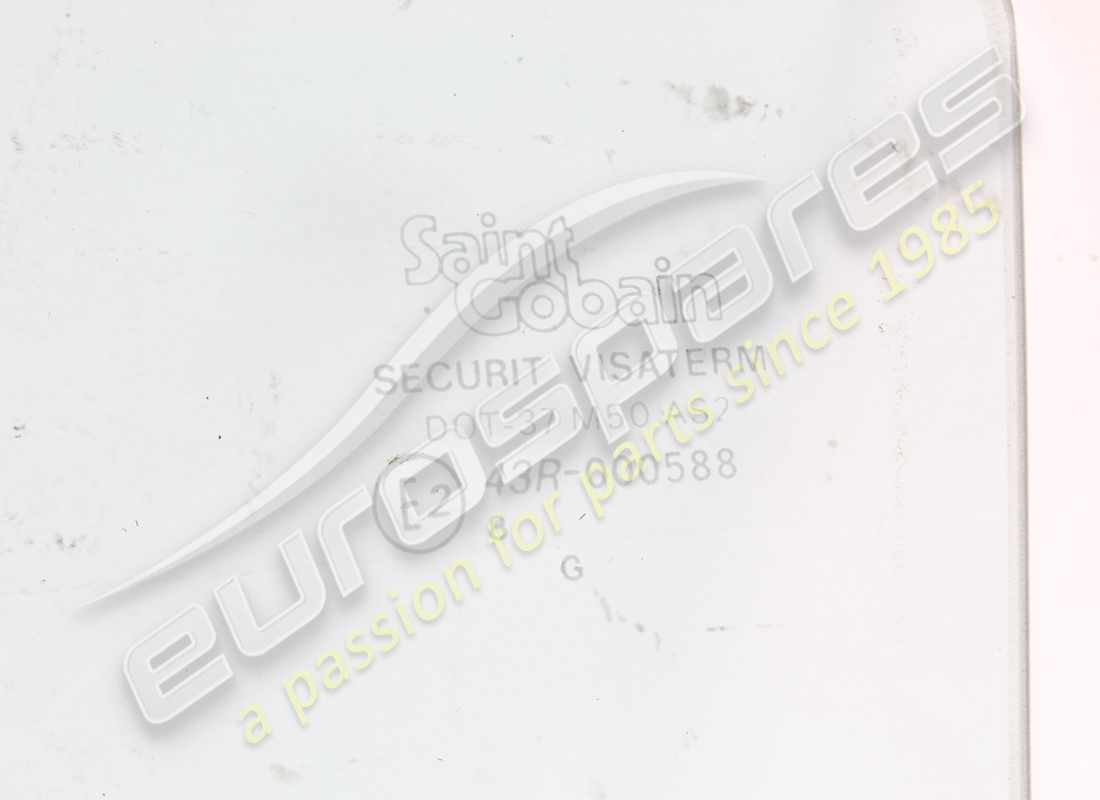 used ferrari lh door glass gts. part number 60162508 (2)