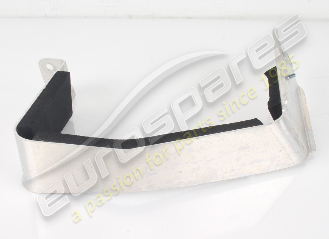 used ferrari ritenuta lat post dx serb c. part number 811842 (3)