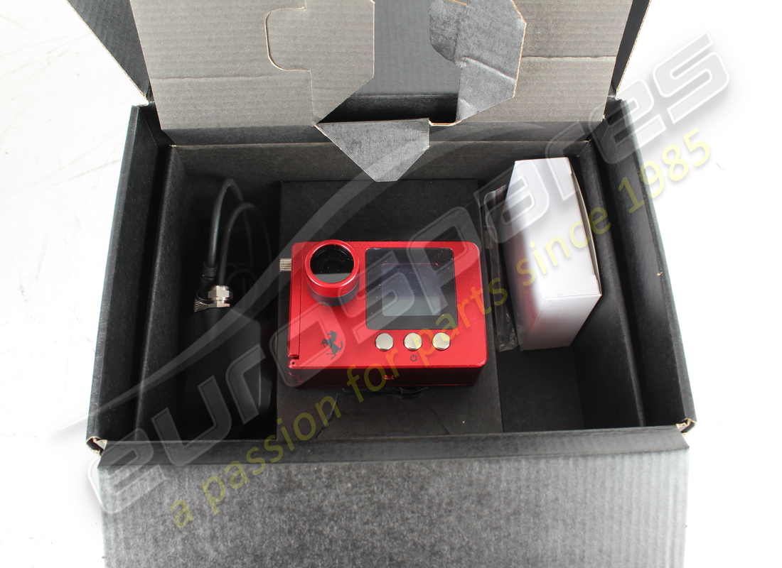 new ferrari datarace camera kit. part number 70003454 (2)