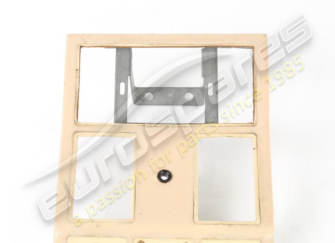 used ferrari instrument panel rhd gts. part number 61847500 (2)