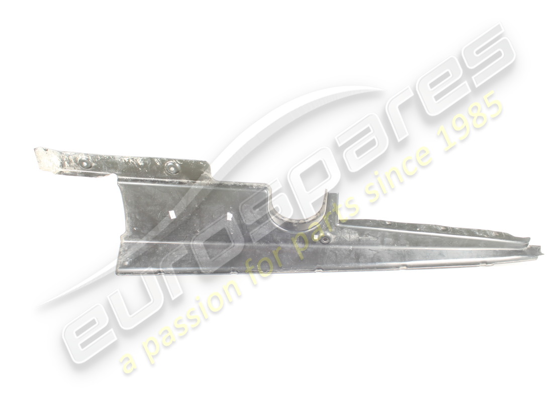damaged lamborghini engine bay. part number 07l103723 (3)