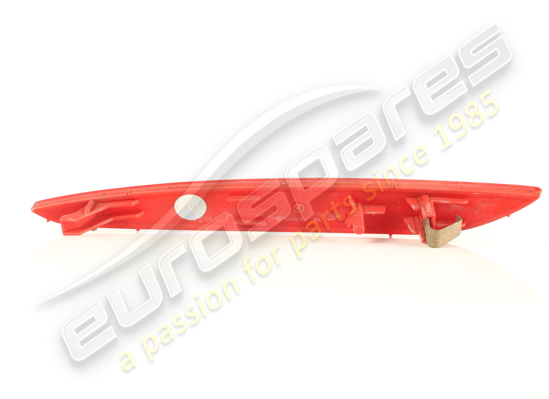 used maserati rh retroreflector. part number 670001633 (2)