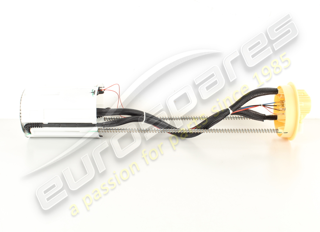 NEW BOSCH LH COMPLETE FUEL PUMP AND FLOAT. PART NUMBER 239813 (4) new bosch lh complete fuel pump and float. part number 239813 (4)