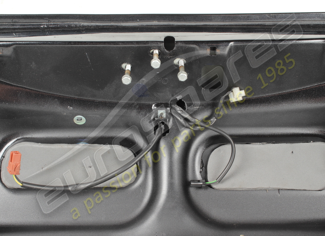 used ferrari boot lid. part number 64716000 (8)