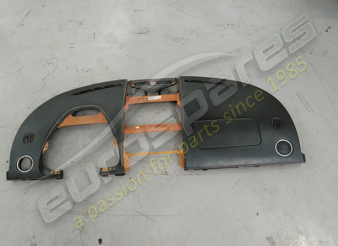 USED Eurospares TOP PART OF DASH . (COMES WITH AIRBAG UNIT) NO AIRBAG . PART NUMBER EAP1384176 (1)