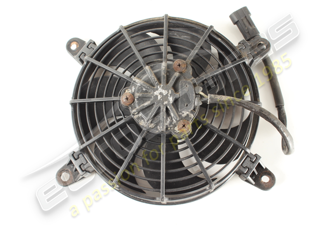 used ferrari complete electric fan. part number 277070 (2)