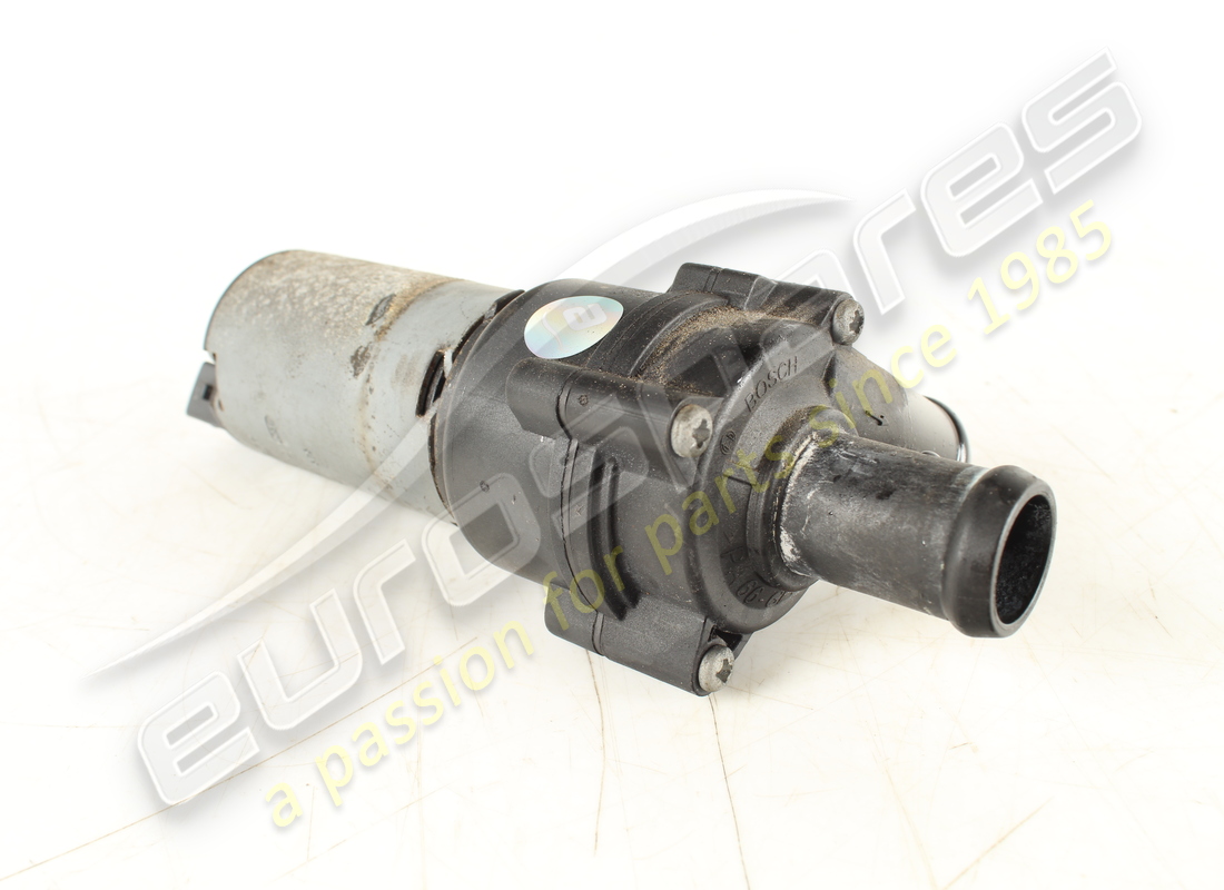 used maserati water recirculation pump. part number 65460300 (2)