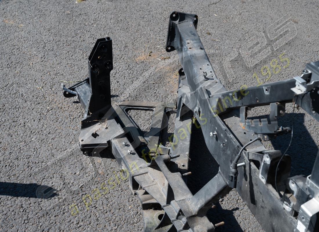 used lamborghini rear end. part number 470813031f (9)