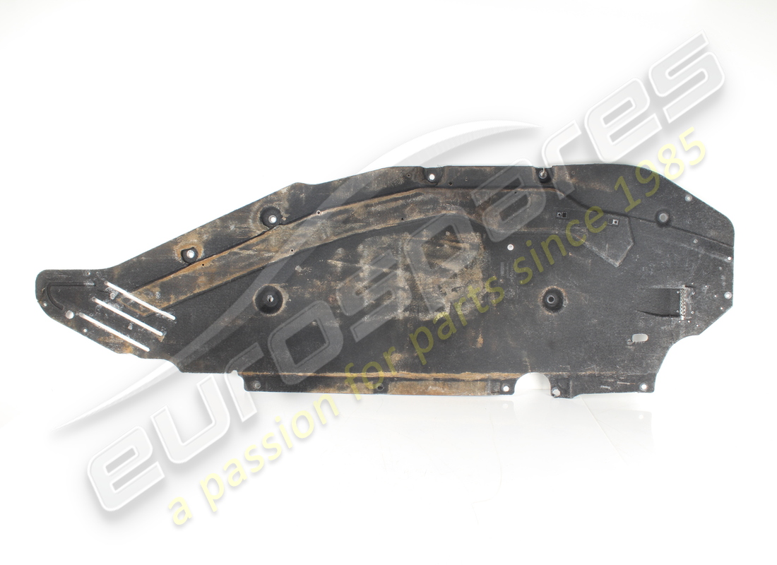 used ferrari complete rh centre flat undert. part number 88084100 (2)