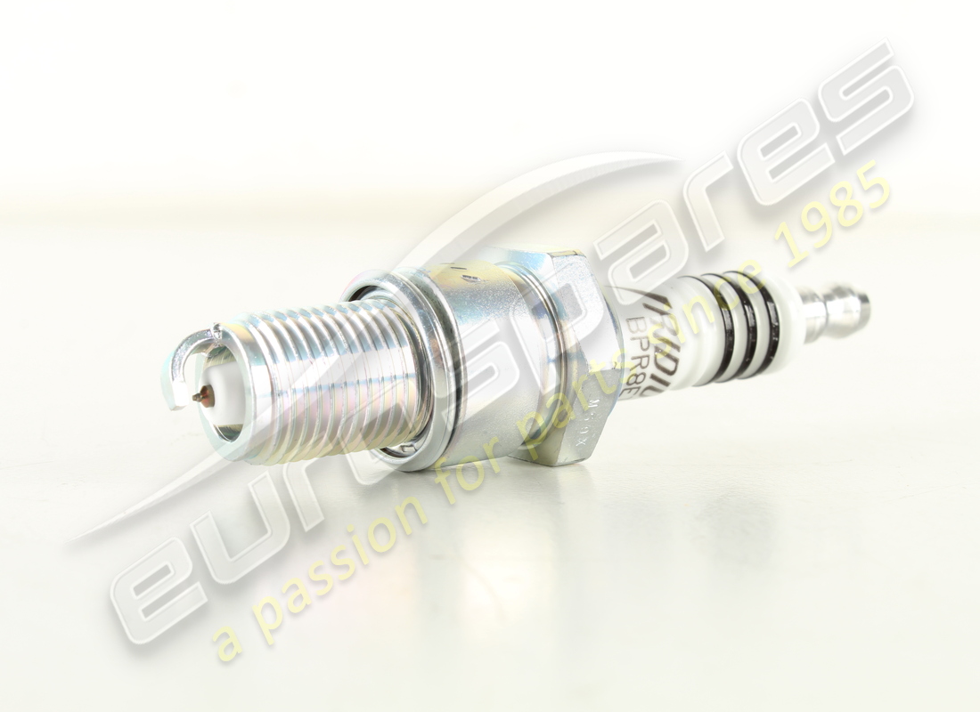 new ngk iridium spark plug (screw top). part number 119492 (2)