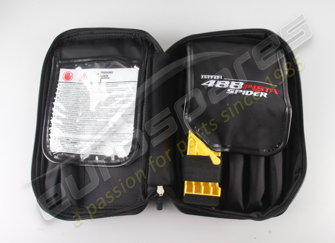 new ferrari complete toolkit bag. part number 827399 (4)