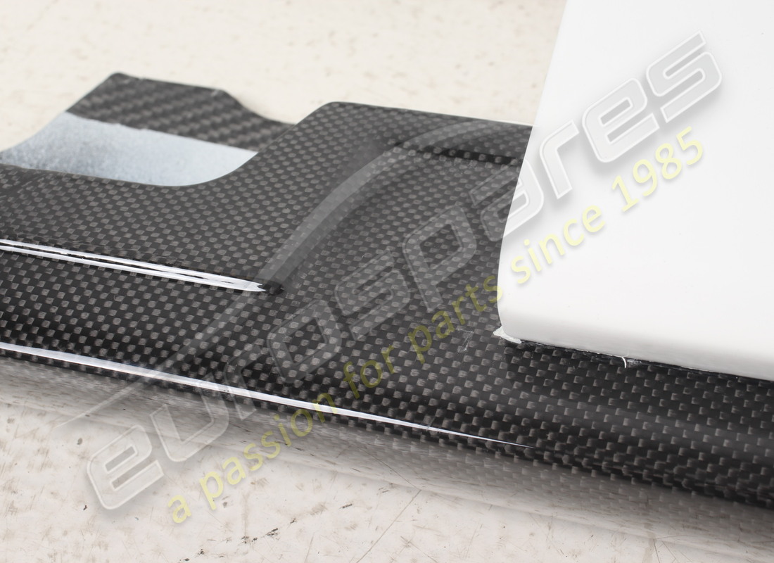 new ferrari complete lh sill trim panel. part number 985765474 (2)