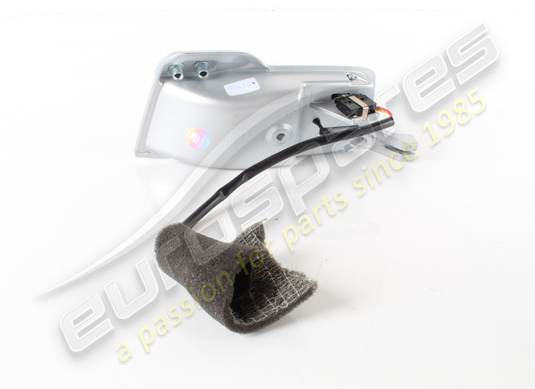 used ferrari rh door release lever recess. part number 86461300 (2)