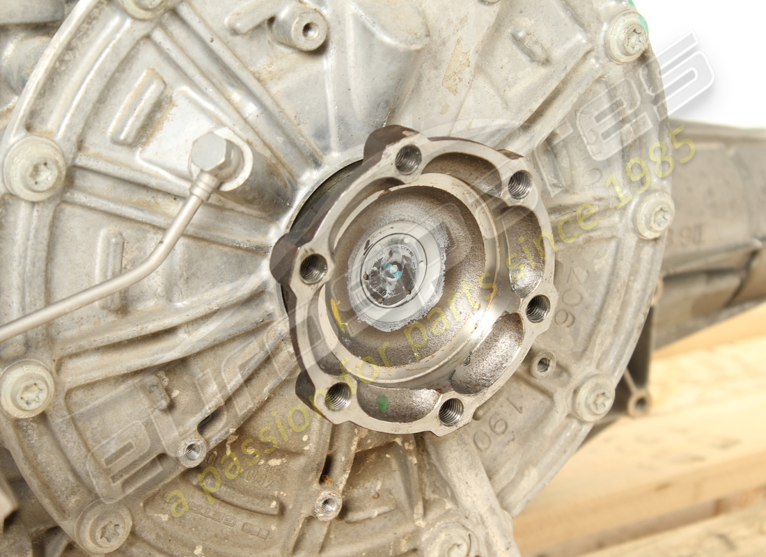 used ferrari complete dct gearbox. part number 270501 (4)