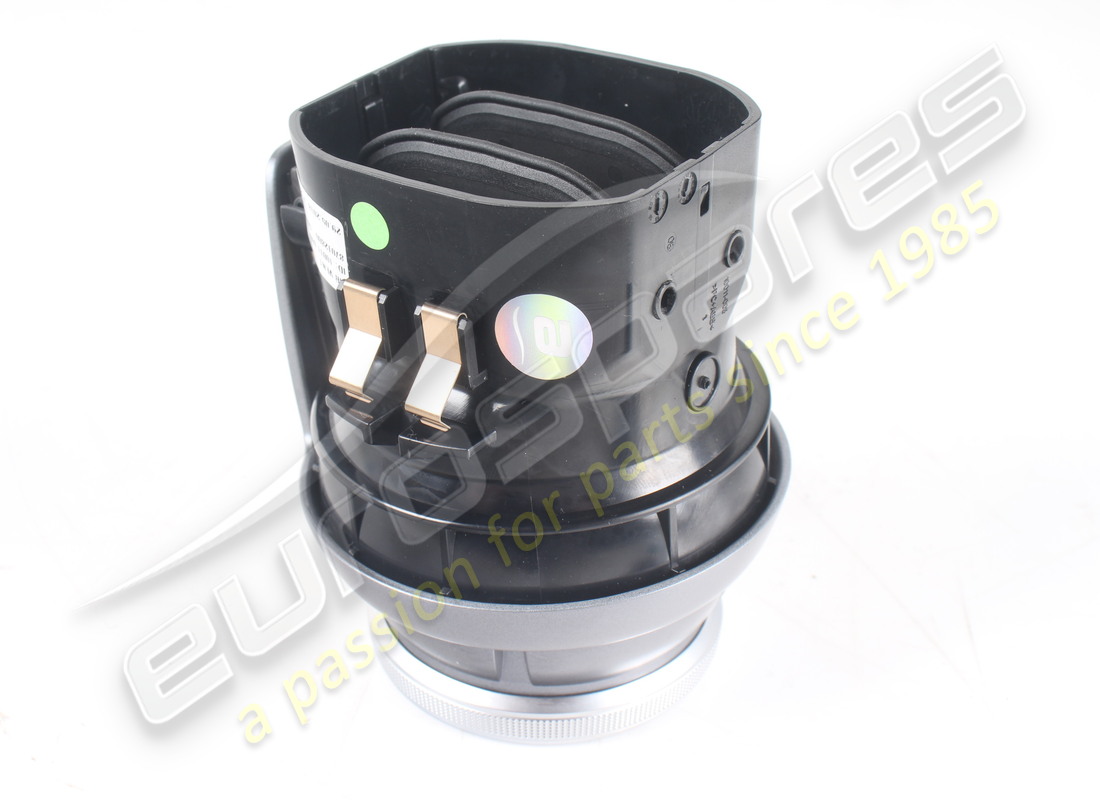 USED FERRARI AIR VENT. PART NUMBER 87012800 (3) used ferrari air vent. part number 87012800 (3)