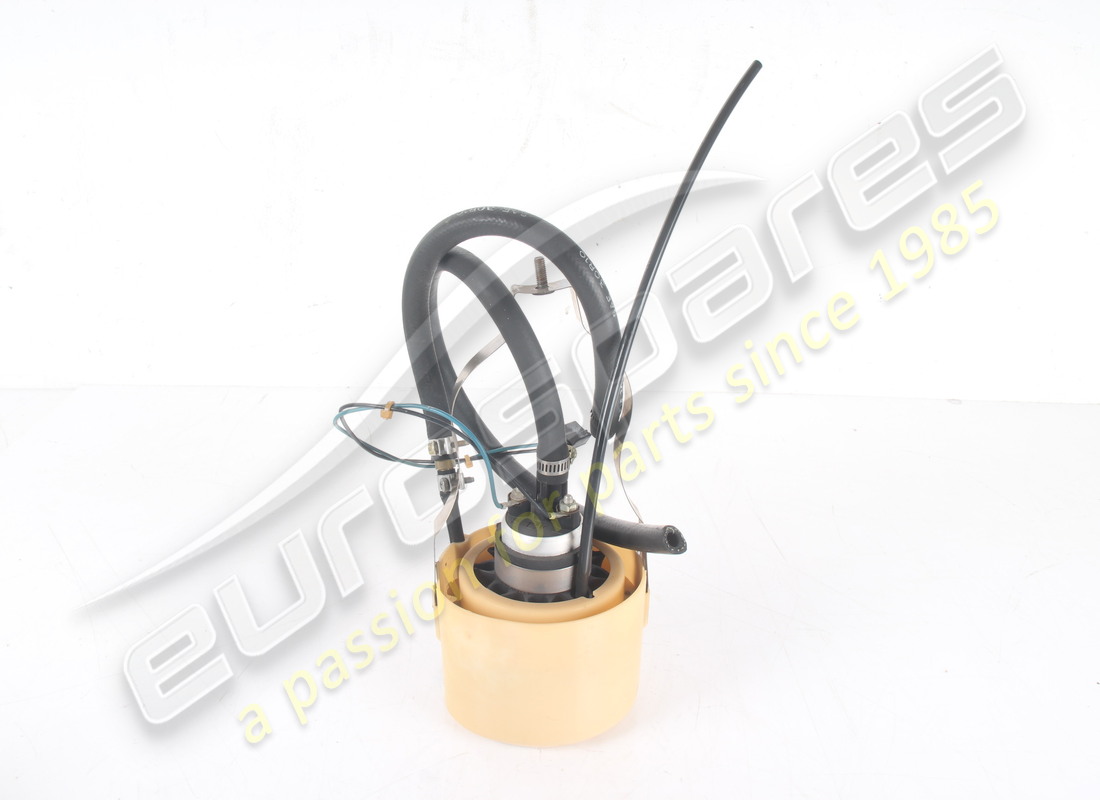 used maserati submerged fuel pump d.43 bosch. part number 393750135 (1)